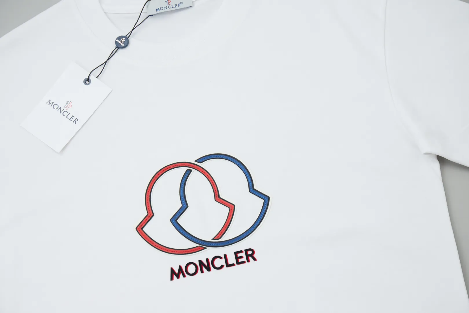✨MONC✨🆕25SS New Arrival · 260 100% · 32 1X 1 · · ：White/Black/Gray/Blue Size：S/M/L/XL